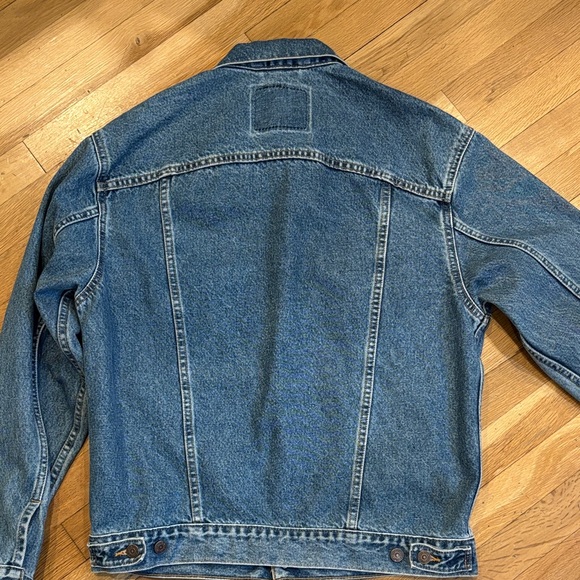 Levi's 90’s Classic Blue Denim Jacket - Picture 5 of 5